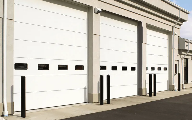 Commercial sectional doors