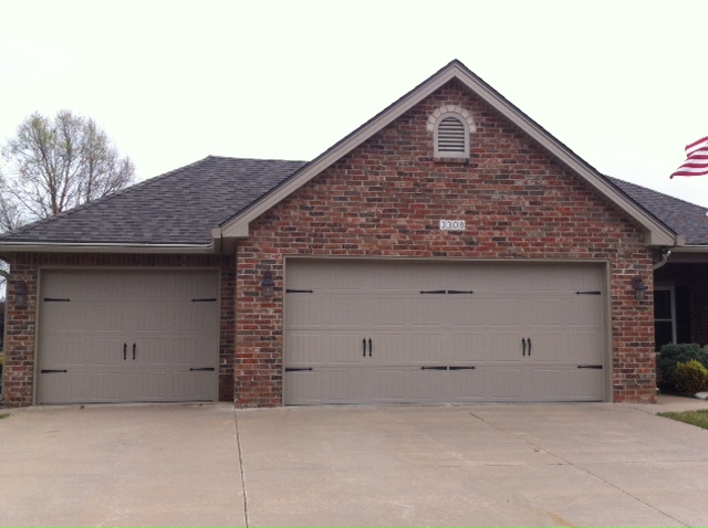 New Garage Door Design Added to Steel Collection