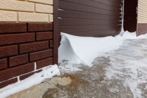 3 Winter-Specific Garage Door Issues